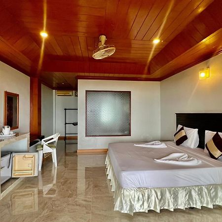 בוטל ביץ' Haad Khuad Resort מראה חיצוני תמונה