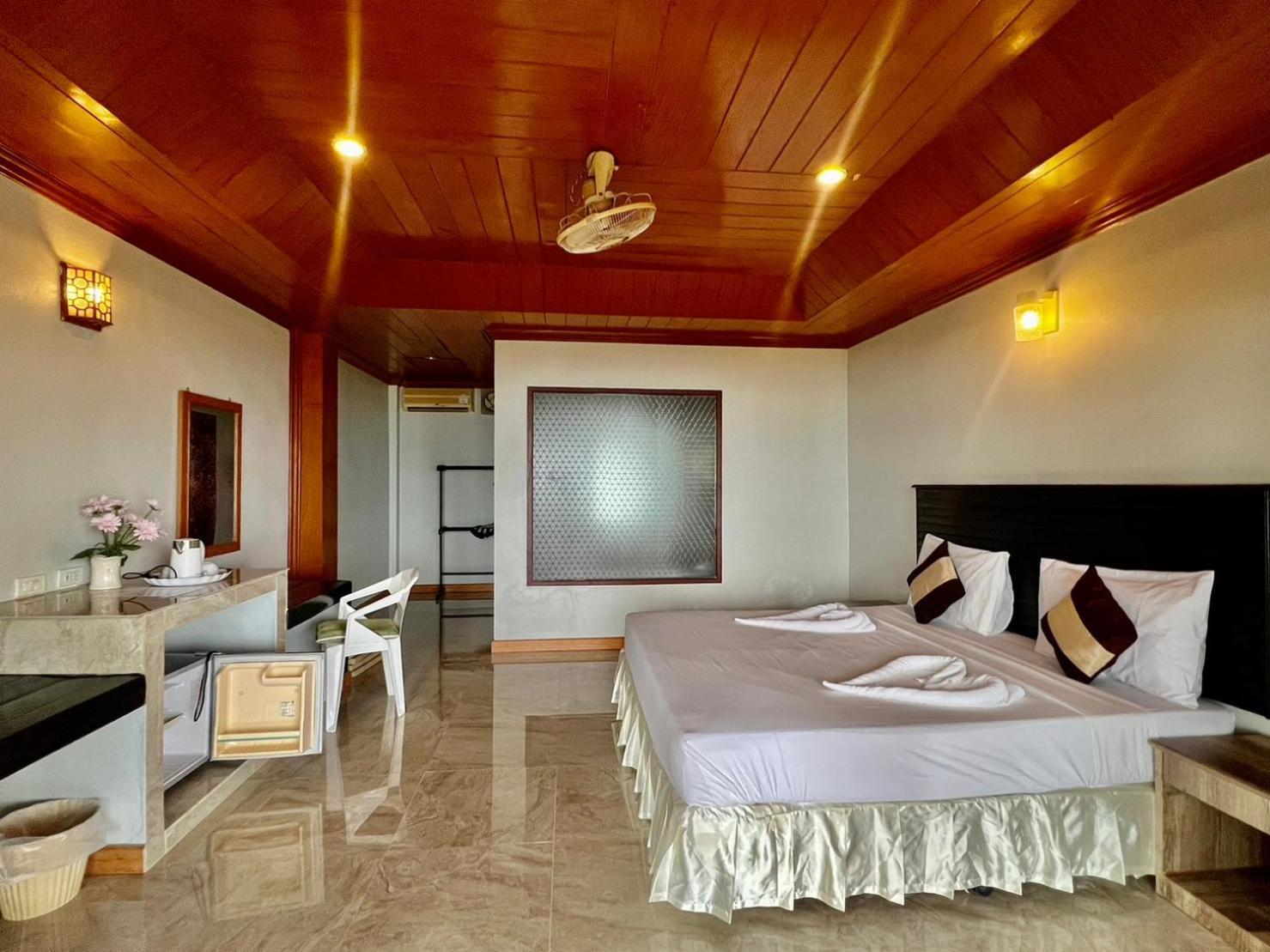 בוטל ביץ' Haad Khuad Resort מראה חיצוני תמונה