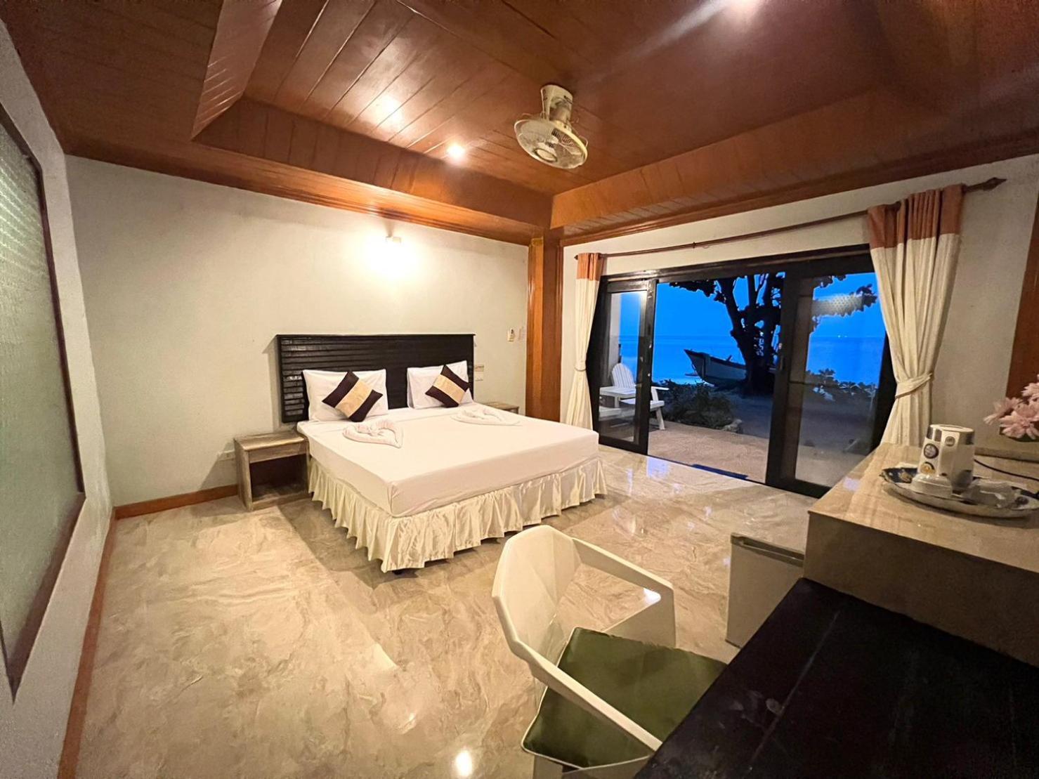 בוטל ביץ' Haad Khuad Resort מראה חיצוני תמונה