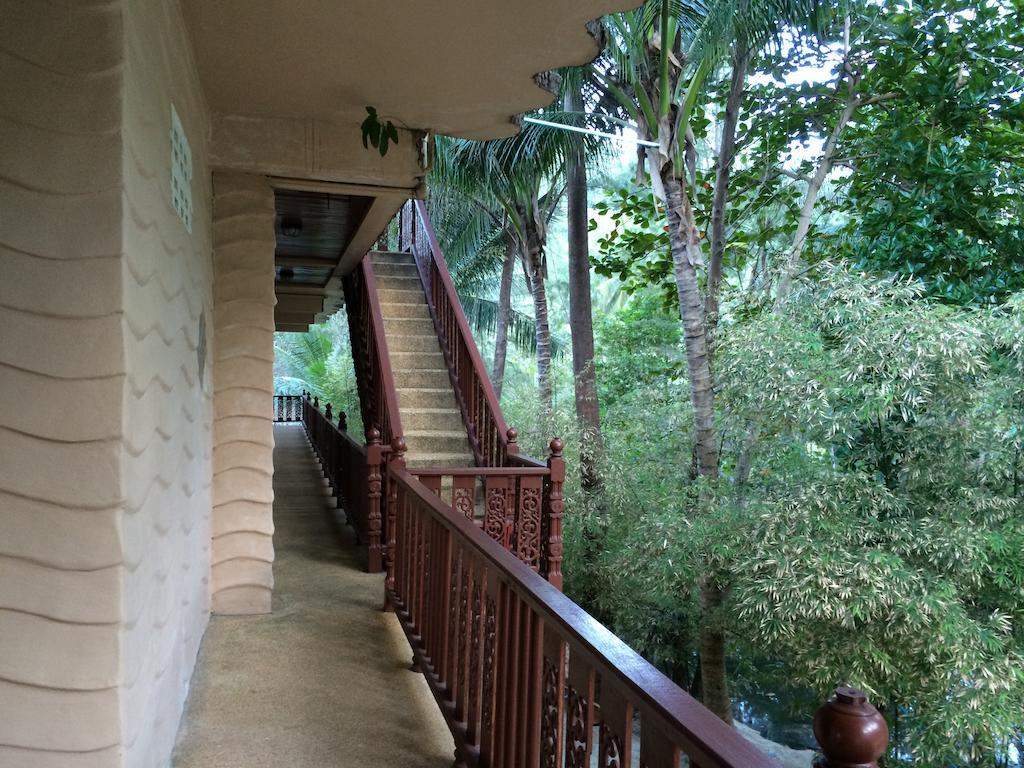 בוטל ביץ' Haad Khuad Resort מראה חיצוני תמונה