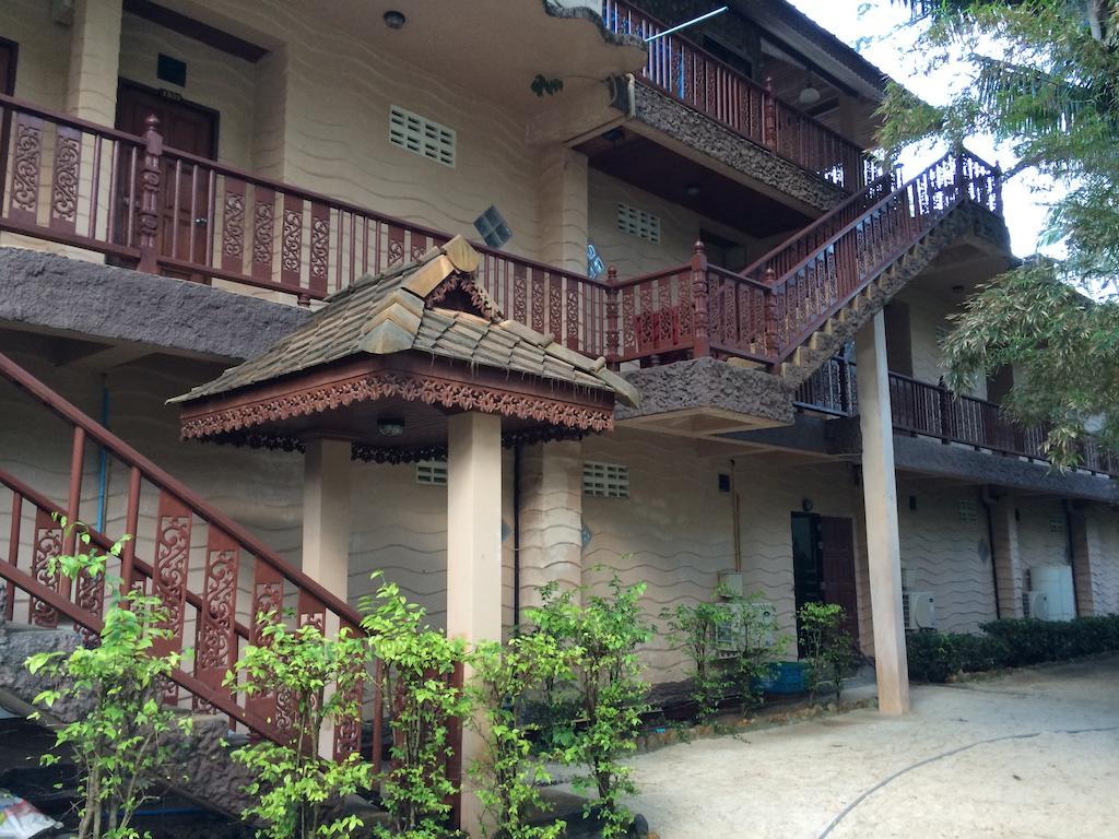 בוטל ביץ' Haad Khuad Resort מראה חיצוני תמונה