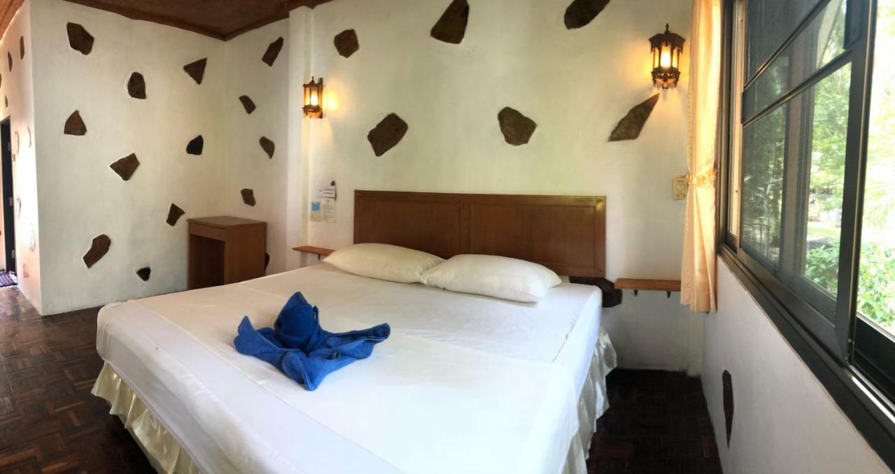 בוטל ביץ' Haad Khuad Resort מראה חיצוני תמונה