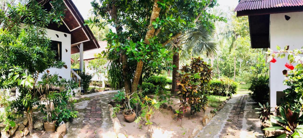 בוטל ביץ' Haad Khuad Resort מראה חיצוני תמונה